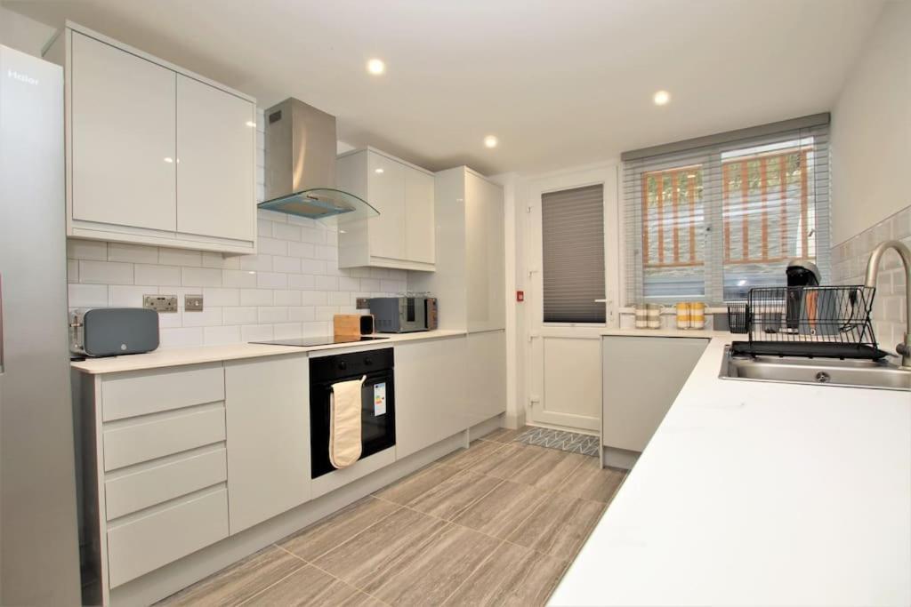 St James Apartment Ilfracombe Bagian luar foto